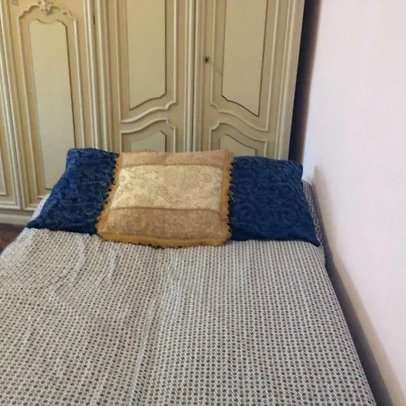 Economico Con Tre Stanze Affittacamere