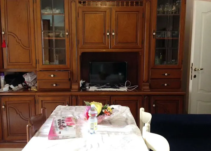 Economico Con Tre Stanze